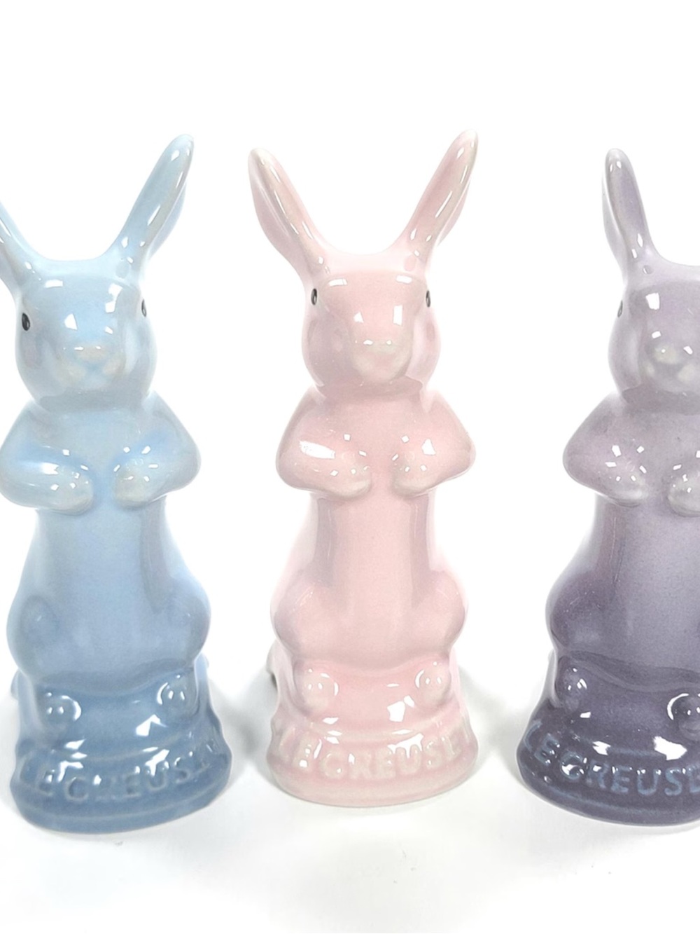 NEW 3 Set Le Creuset Pastel Bunny Figurine Trio in Pink, Blue, Lavender, Pie Top